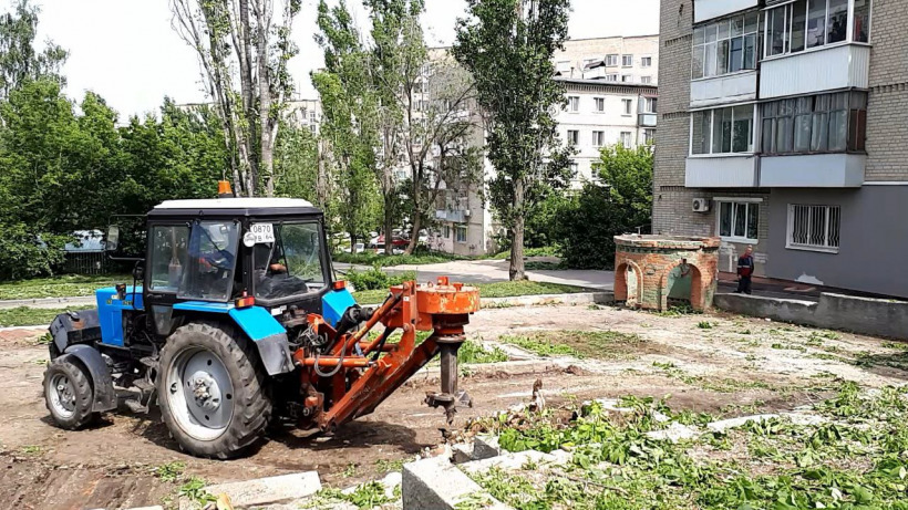Мэр Саратова поручила узнать, хотят жители парковку или зеленую зону на месте пустыря на улице Мира