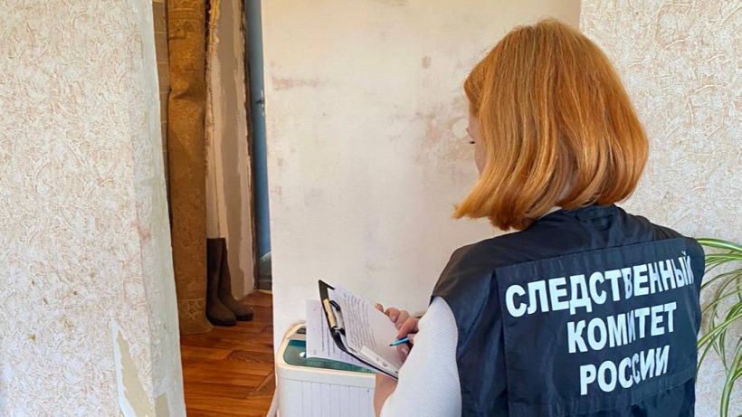 В балашовской квартире нашли мертвой неизвестную женщину с травмами на теле