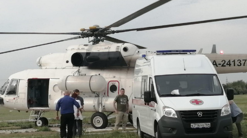 В Саратов вертолетом санавиации из Ровенского района доставили подростка с эпилепсией