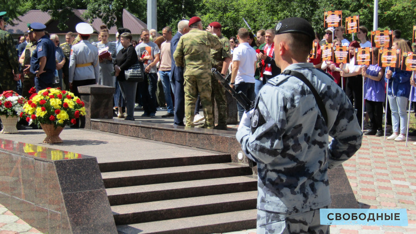 На мемориал в Парке Победы нанесли имена погибших в спецоперации, о которых публично не упоминали чиновники