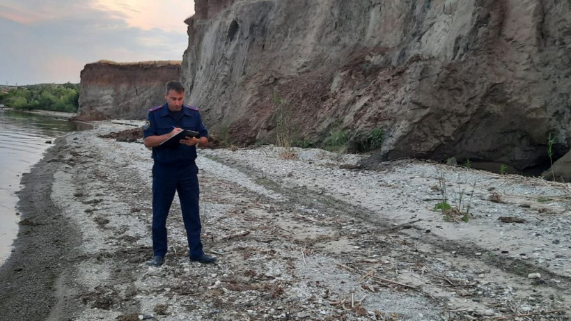 На берегу Волги прохожие наткнулись на человеческие останки