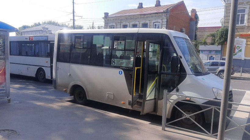 Саратовчанка попала в больницу после падения в автобусе