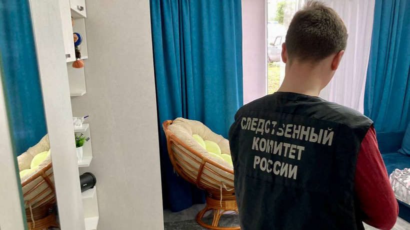 Знакомая нашла труп саратовца в квартире