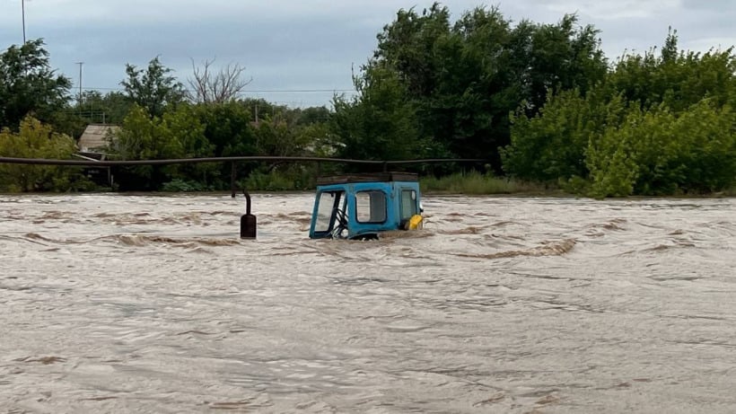 Правительство: Вода в затопленных сёлах Озинского района сошла