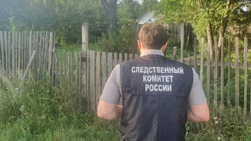Труп в саратовском сарае. Следователи возбудили уголовное дело и задержали подозреваемую