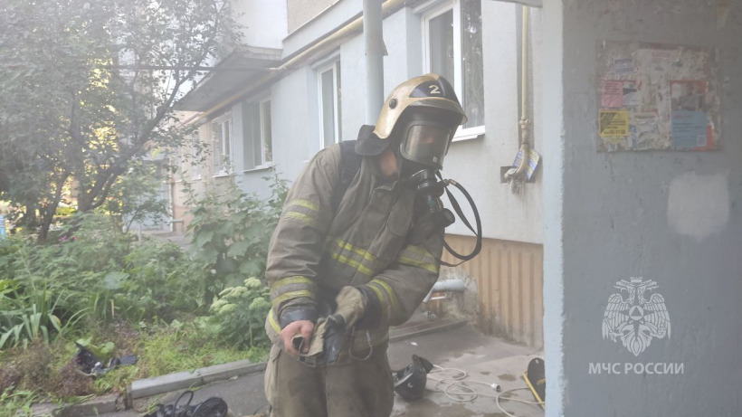 В Саратове проводили эвакуацию в многоэтажке из-за пожара