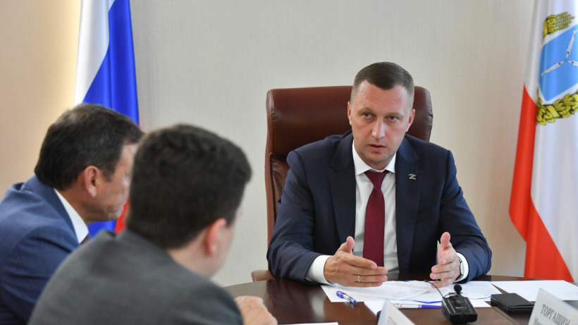 В Саратовской области растет дефицит кадров. Губернатор поручил привлекать новых сотрудников бесплатными обедами