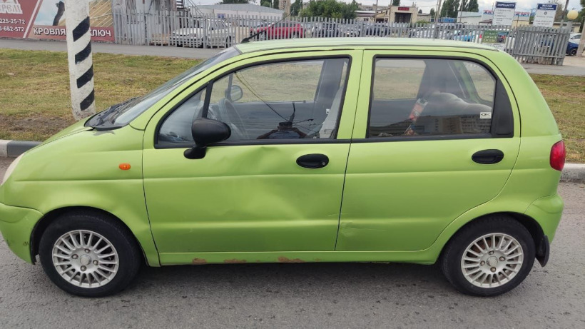 ГИБДД: В Балакове женщина на электросамокате врезалась в «Матиз»