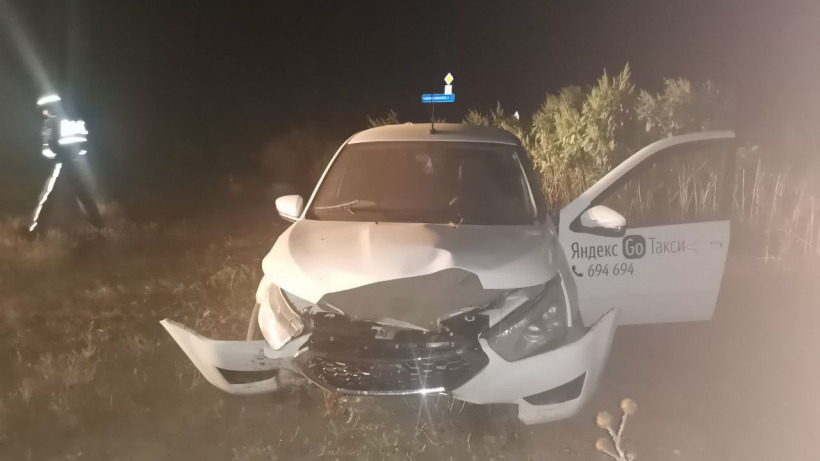 Водитель опрокинул Датсун под Энгельсом и попал в больницу