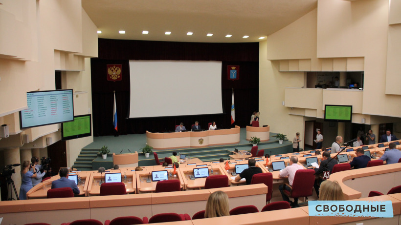 Саратовские депутаты одобрили перераспределение полномочий в сфере рекламы