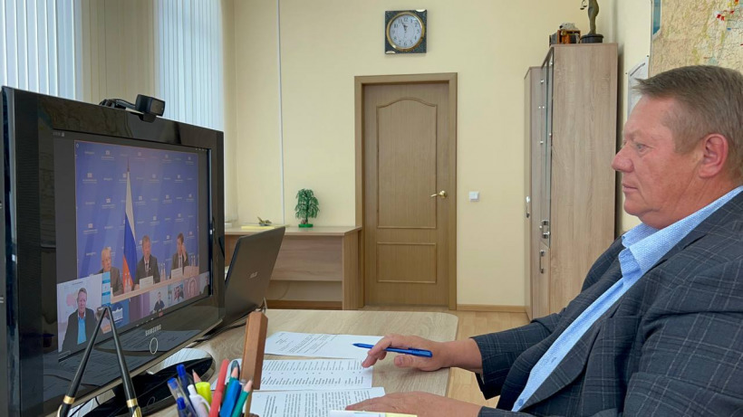 Депутат Госдумы Панков заявил о ежегодном росте цен на топливо перед уборочной кампанией 