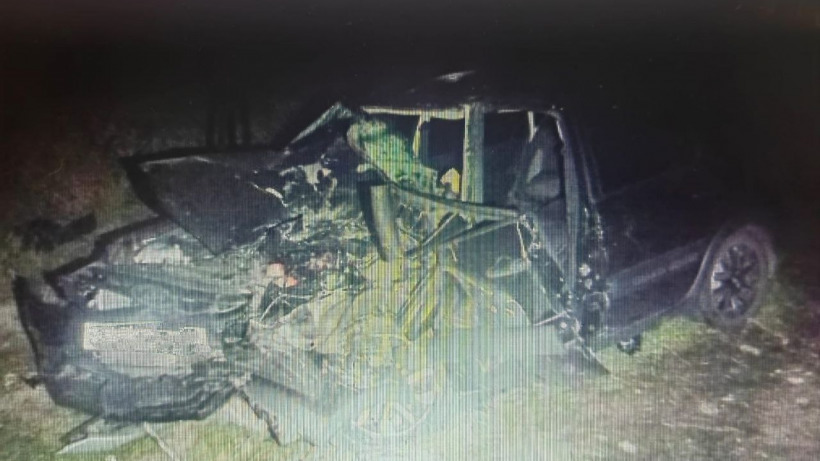 Под Саратовом ночью после столкновения с грузовиком погиб водитель «Гранты»