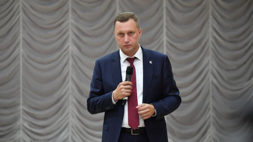 Саратовский губернатор: Прокуратура проверит набор почти полсотни учеников в «катастрофически переполненную» школу «Солярис» 
