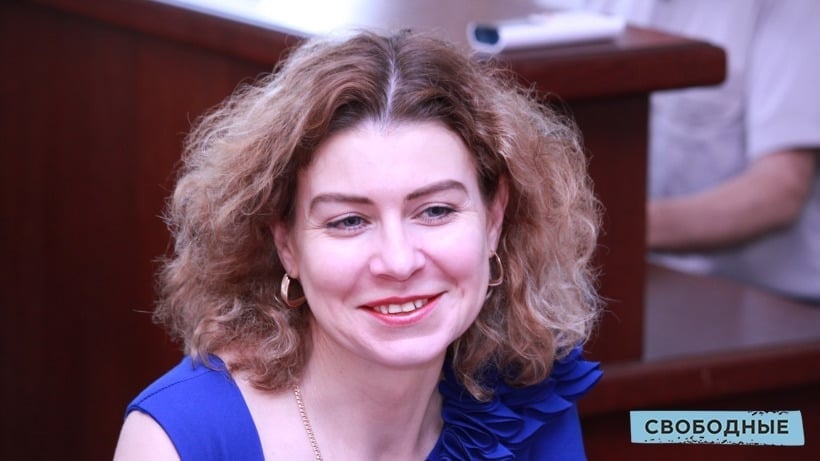 Отстраненная в мае из-за уголовного дела глава КУИ Саратова Чеконова уволилась «по собственному желанию»