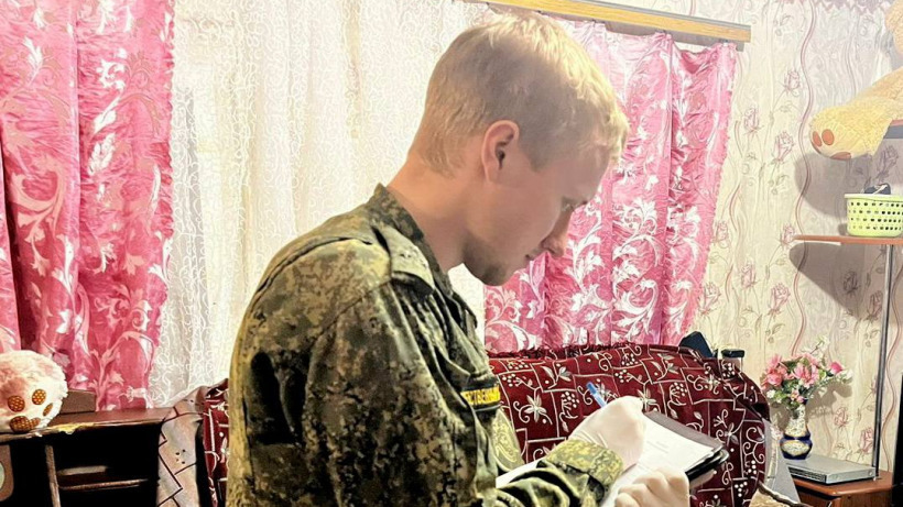 Жительницу Вольска заподозрили в убийстве мужчины осколком стеклянной бутылки