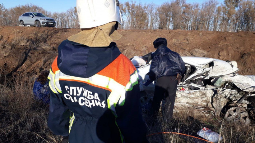 На дороге в Пугачевском районе в ДТП погибли две женщины