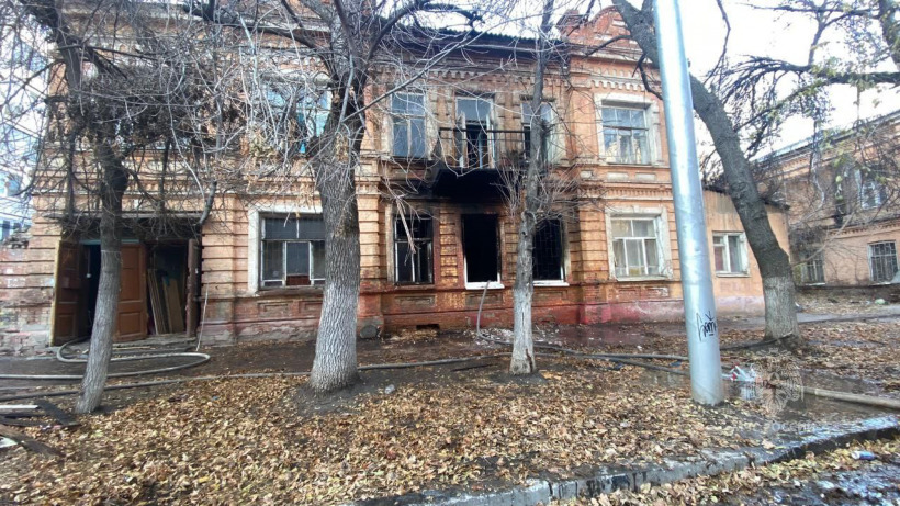 В Саратове при пожаре на Белоглинской погиб человек