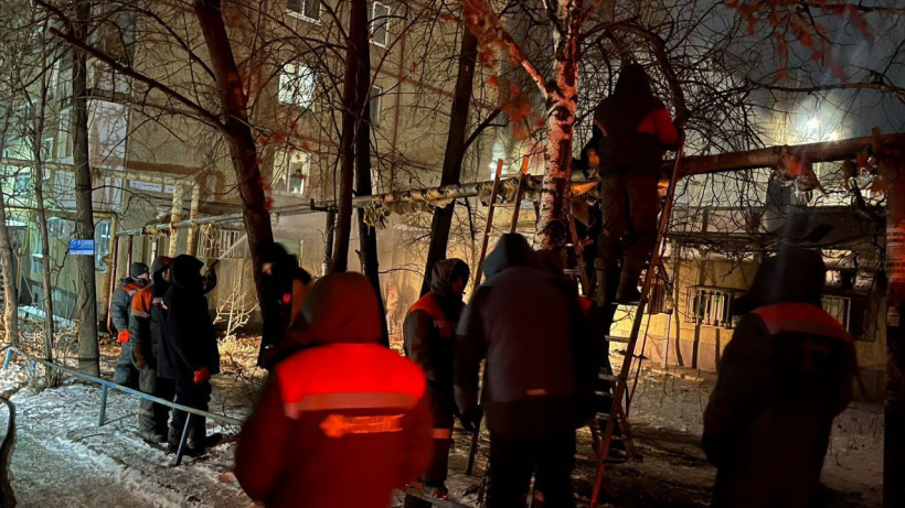 В Саратове 28 тысяч человек остались без тепла. Мэрия отчиталась о его подаче во все дома