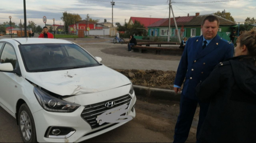 Водитель Hyundai насмерть сбил перебегавшую дорогу 11-летнюю девочку. Больше чем через год его отправили в колонию