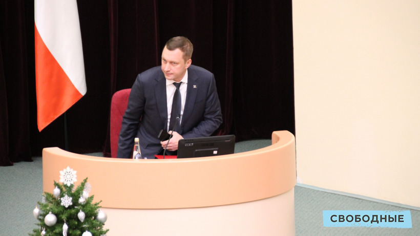 Саратовские депутаты на год заморозили индексацию зарплаты губернатора
