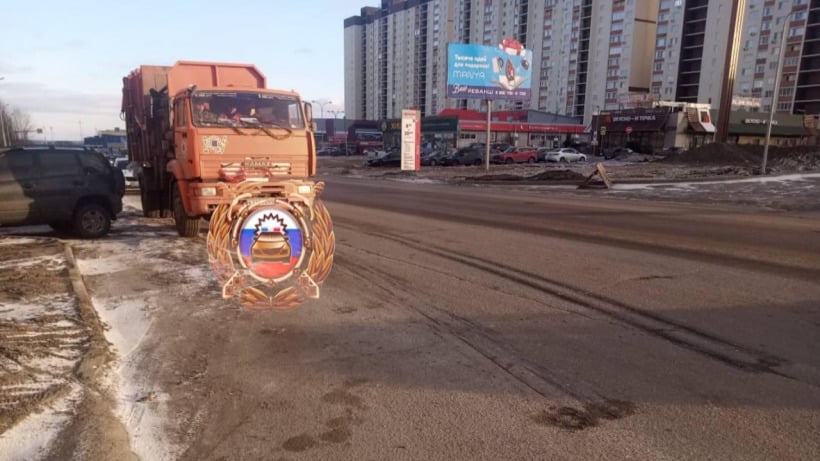 На Тархова водитель мусоровоза сбил пешехода