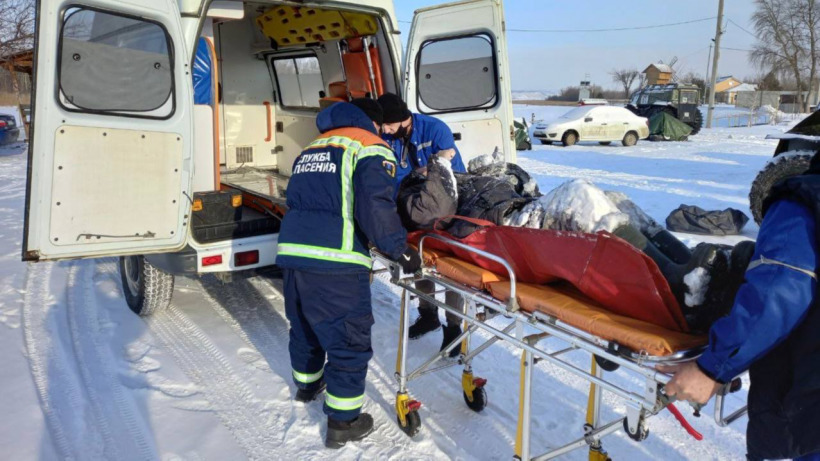 В Саратовской области рыбак спас замерзающего на берегу Волги мужчину