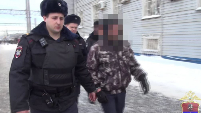 Волгоградец в поезде пырнул ножом попутчика из Саратовской области. Мужчина скончался