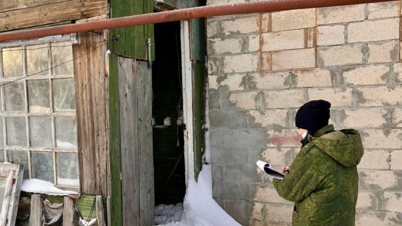 В Ершове трое мужчин погибли из-за закрытого шибера. Возбуждено дело