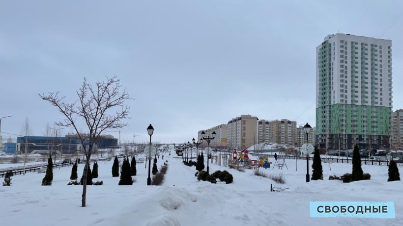 Саратовцев предупредили о тумане и гололедице