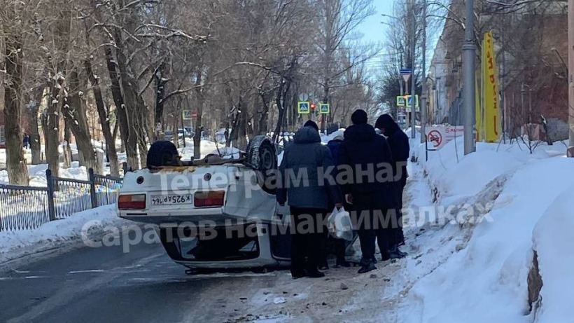Очевидец: На Ломоносова перевернулась «пятерка» пьяного пожилого водителя
