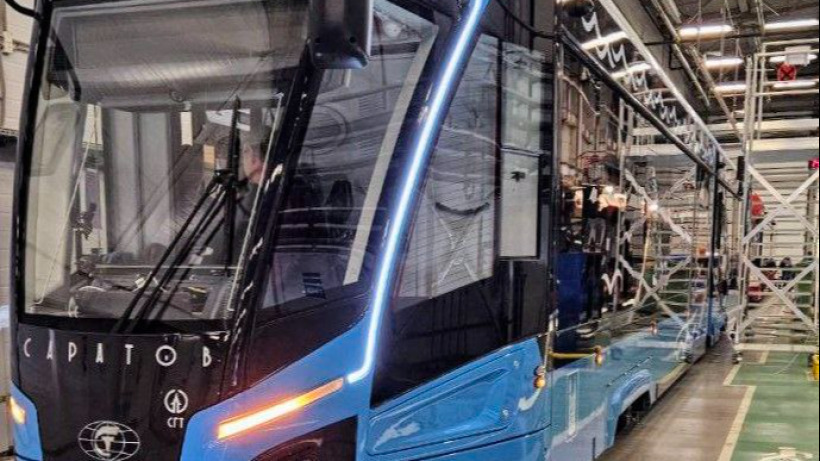 В Саратов отправили первый трамвай «Богатырь»