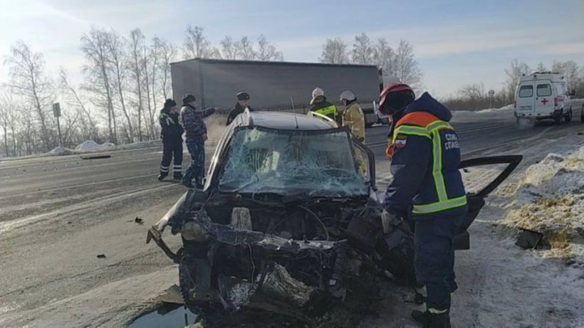 Престарелый водитель «Калины» пострадал в ДТП с грузовиком под Хвалынском