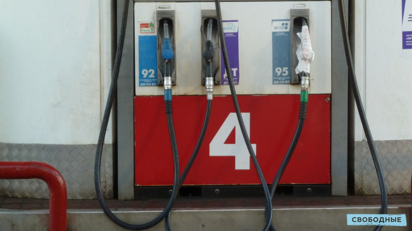 Эксперт предупредил о риске дефицита бензина в России