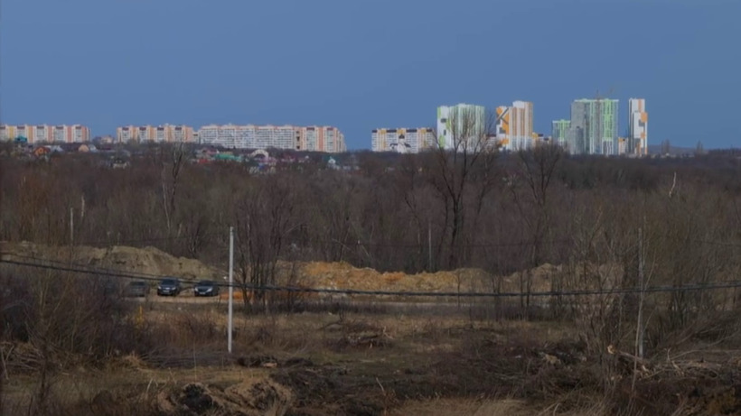 Саратовскому губернатору пообещали три новых дороги в Зеленой Горке