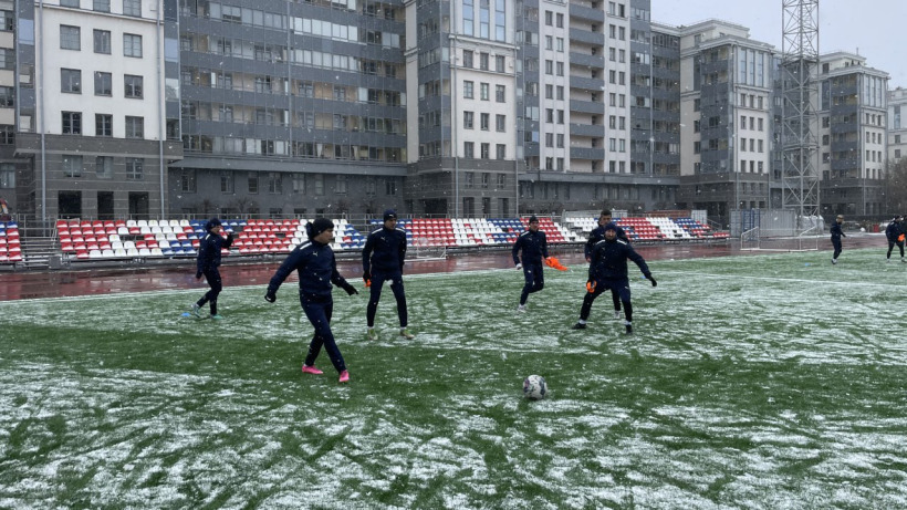 Матч саратовского Сокол в Ленинградской области пройдет на заснеженном стадионе