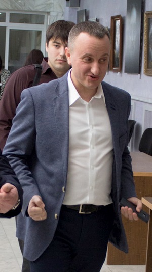 Депутат Ищенко ткнул коллег носом в глупые расчеты. Хорошо бы, он и дальше больше считал и меньше говорил