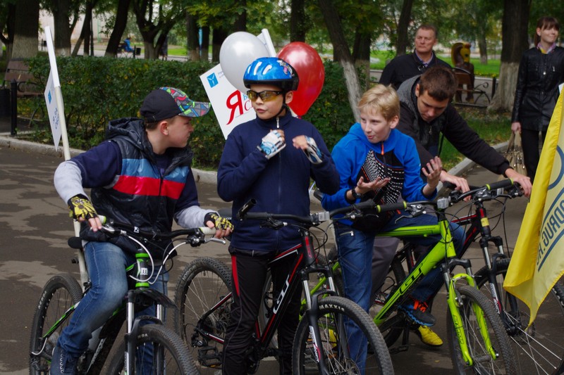 Сегодня, 25 сентября, в Детском парке состоялось открытие первой в городе велосипедной дорожки