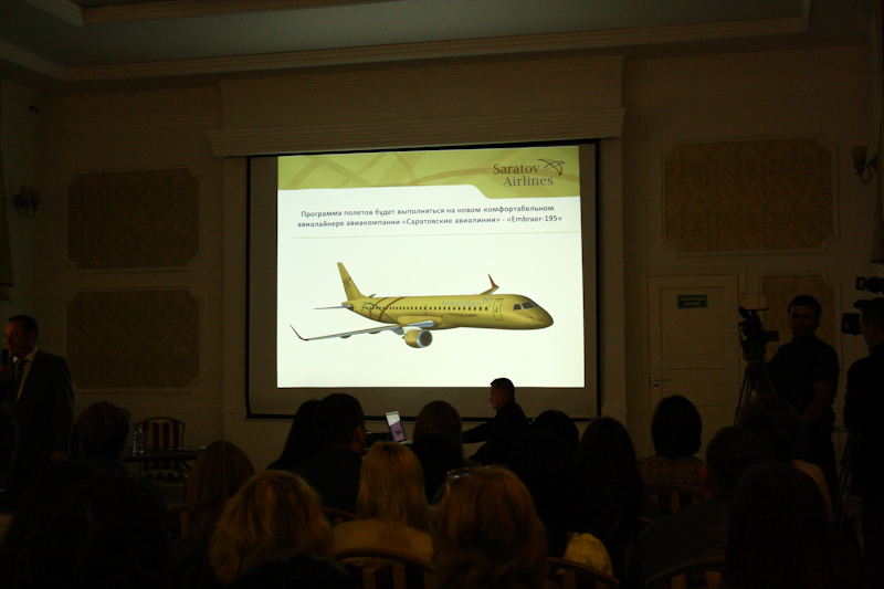 Для рейса Саратов-Дубай компания приобрела два новых самолета желтого цвета