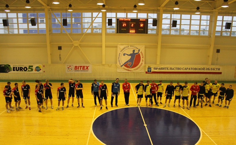 Команда «Динамо» одержала победу в последнем матче по гандболу со счетом 27:32.  